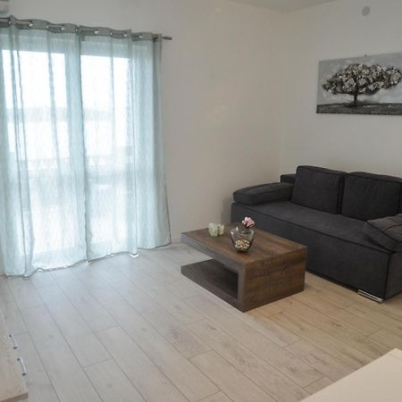 Apartments Mavra-ククリカ エクステリア 写真