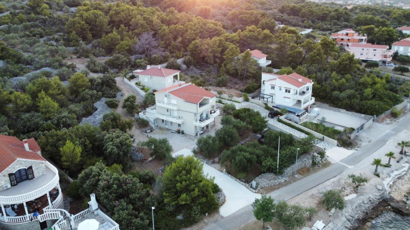 Apartments Mavra-ククリカ エクステリア 写真